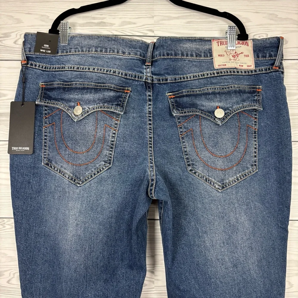 True Religion Geno Relaxed Slim Flap Jeans Size 42X32 NWT
